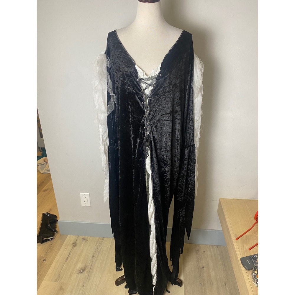 Fun World Gothic Renaissance Gown Black Velvet White Ruched Costume Plus 16-24
